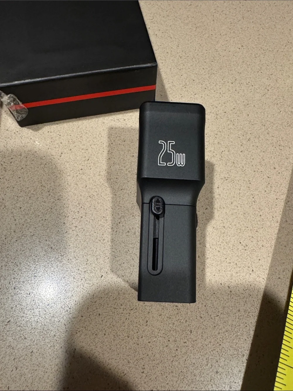 TUMI Black 25W USB-C & USB-A Travel Charger New
